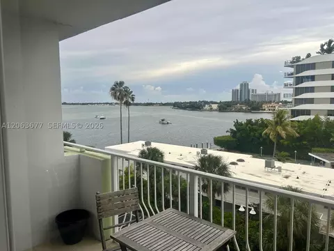 10350 W Bay Harbor Dr #5F, Bay Harbor Islands, FL 33154