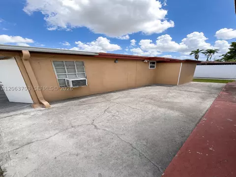 142 E 45th St, Hialeah, FL 33013 photo 7