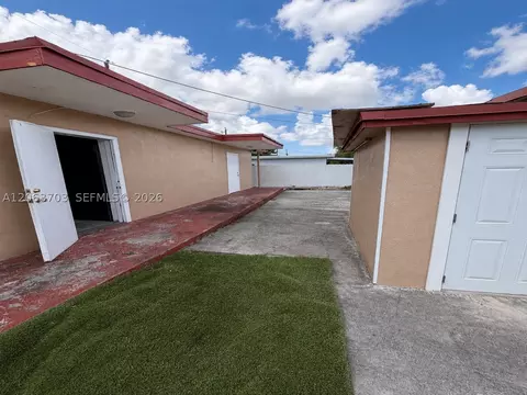 142 E 45th St, Hialeah, FL 33013 photo 8