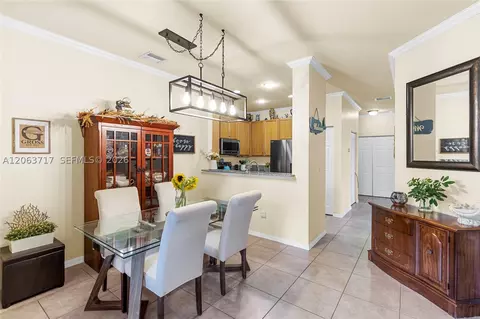 9052 Plymouth Pl #9052, Tamarac, FL 33321