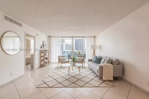 6770 Indian Creek Dr #7B, Miami Beach, FL 33141
