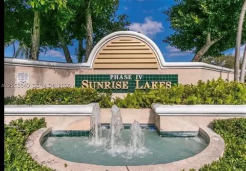 2901 N Nob Hill Rd #107, Sunrise, FL 33322