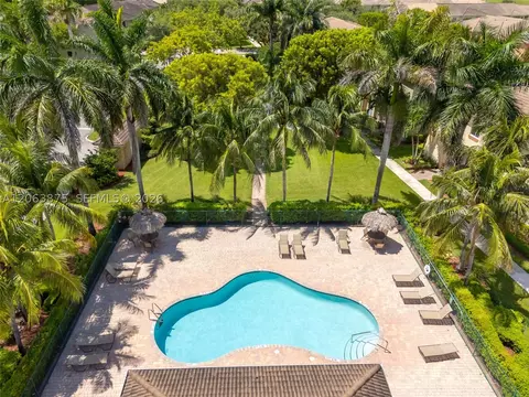 2390 SE 17th Ter, Homestead, FL 33035