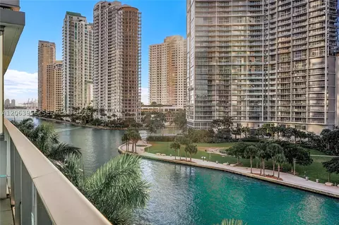 200 Biscayne Boulevard Way #503, Miami, FL 33131