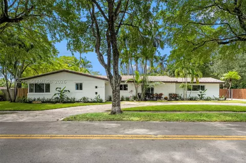 6200 Pine Ter, Plantation, FL 33317