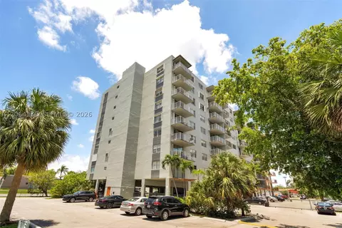 1465 NE 123rd St #416, North Miami, FL 33161