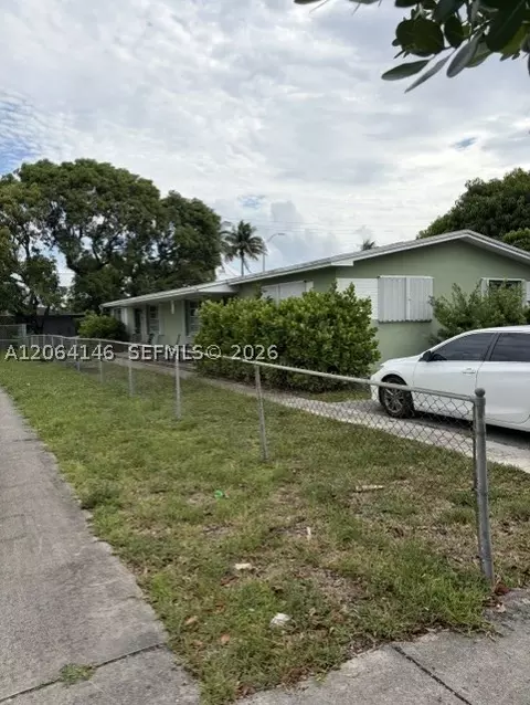 210 E 10th St, Hialeah, FL 33010 photo 2