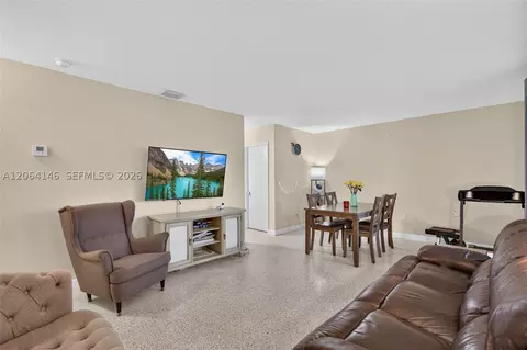 Other - 210 E 10th St, Hialeah, FL 33010 photo 3 of 14