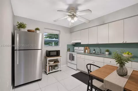 Other - 210 E 10th St, Hialeah, FL 33010 photo 8 of 14
