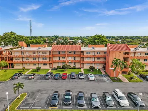 8852 W Mcnab Rd #203, Tamarac, FL 33321