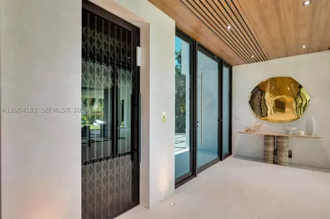 Entry Way - 39 Mutiny Pl, Key Largo, FL 33037 photo 1 of 4