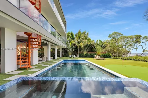Exterior - 39 Mutiny Pl, Key Largo, FL 33037 photo 10 of 17