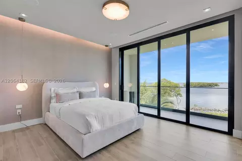 Bedroom - 39 Mutiny Pl, Key Largo, FL 33037 photo 11 of 16