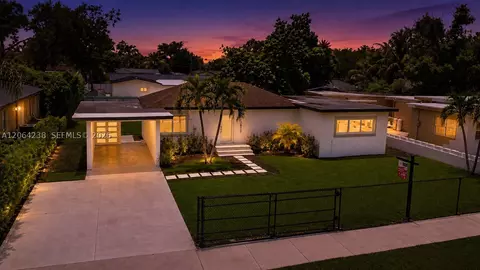 2870 NW 169th Ter, Miami Gardens, FL 33056