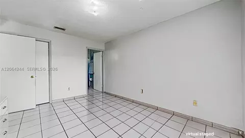 Bedroom - 5465 W 21st Ct, Hialeah, FL 33016 photo 1 of 3