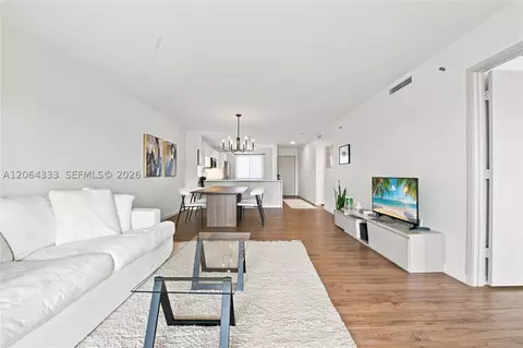 2240 N Cypress Bend Dr #505, Pompano Beach, FL 33069