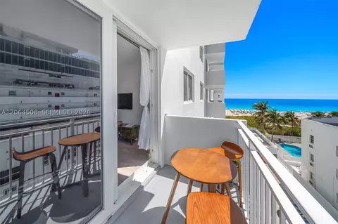 345 Ocean Dr #610, Miami Beach, FL 33139