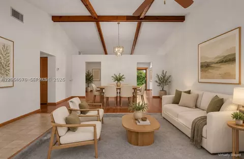 372 NW 35th Pl, Boca Raton, FL 33431