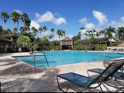 11008 Mainsail Dr, Hollywood, FL 33026
