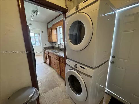 Other - 648 E 40th St, Hialeah, FL 33013 photo 3 of 5