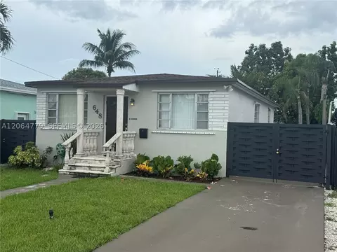 Other - 648 E 40th St, Hialeah, FL 33013 photo 1 of 5