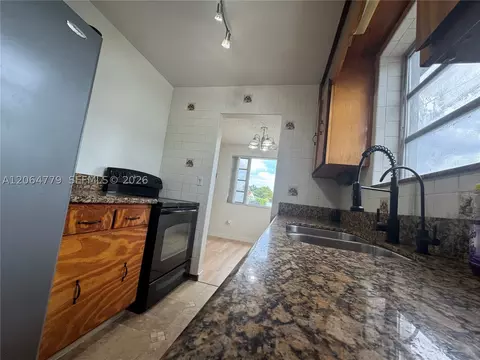 Kitchen - 648 E 40th St, Hialeah, FL 33013 photo 2 of 4