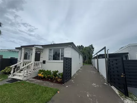 Exterior - 648 E 40th St, Hialeah, FL 33013 photo 2 of 11