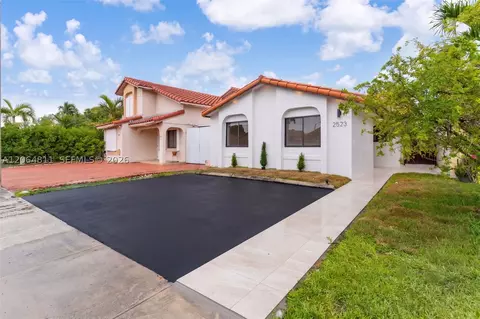 Other - 2523 W 65th St, Hialeah, FL 33016 photo 2 of 15