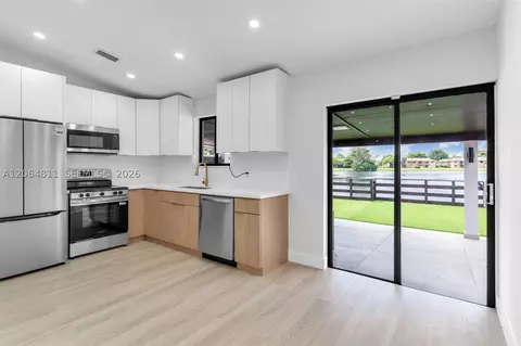 Other - 2523 W 65th St, Hialeah, FL 33016 photo 6 of 15