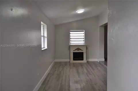 Living - 4035 E 2nd Ave, Hialeah, FL 33013 photo 4 of 5