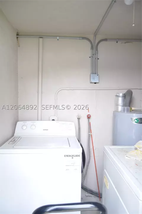 Other - 4035 E 2nd Ave, Hialeah, FL 33013 photo 15 of 17