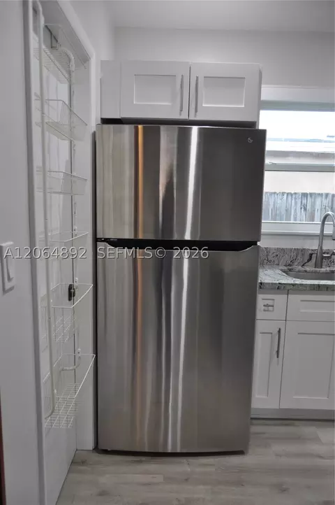 Kitchen - 4035 E 2nd Ave, Hialeah, FL 33013 photo 3 of 8