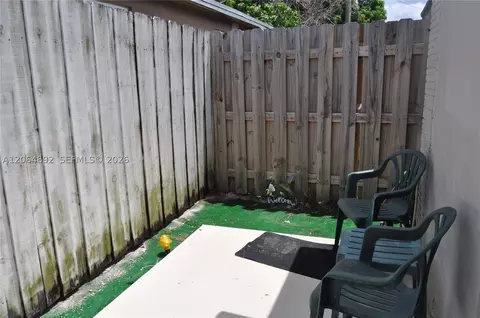 Exterior - 4035 E 2nd Ave, Hialeah, FL 33013 photo 7 of 7