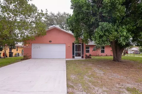 2585 SW Cameo Blvd, Port Saint Lucie, FL 34953