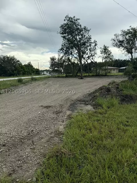 4732 Kenilworth Blvd, Sebring, FL 33870 photo 3