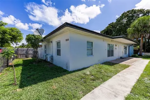 1004 SW 24th Ave, Fort Lauderdale, FL 33312