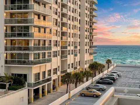 3001 S Ocean Dr #443, Hollywood, FL 33019