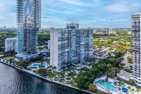 2451 Brickell Ave #4F, Miami, FL 33129
