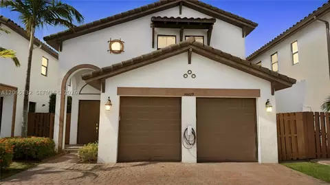 10229 NW 87th Ter, Doral, FL 33178