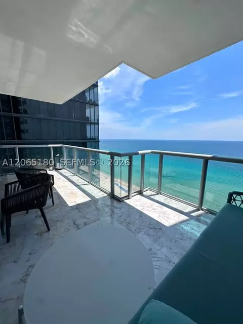 17121 Collins Ave #1208, Sunny Isles Beach, FL 33160
