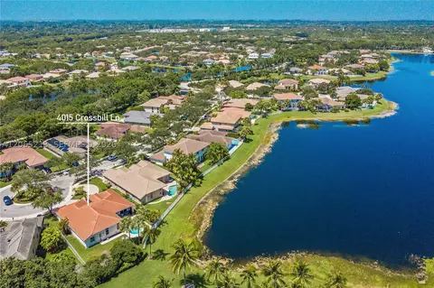 4015 Crossbill Ln, Weston, FL 33331