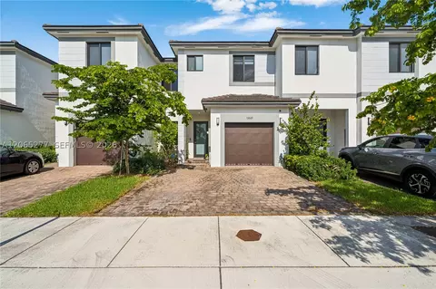 13667 SW 157th Ct, Miami, FL 33196