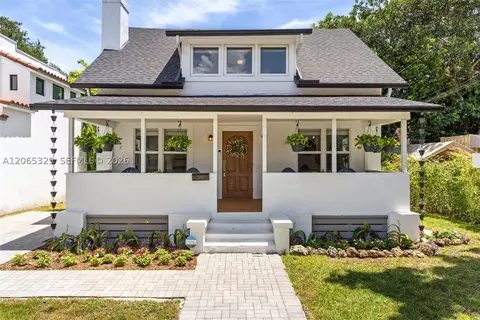 7121 SW 63rd Ave, South Miami, FL 33143