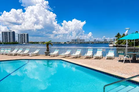 2841 NE 163rd St #608, North Miami Beach, FL 33160