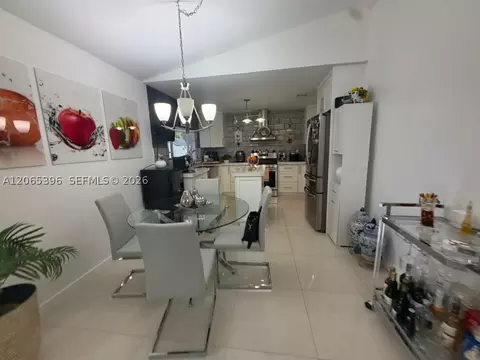 Dining - 19631 NW 57th Pl, Hialeah, FL 33015 photo 2 of 2