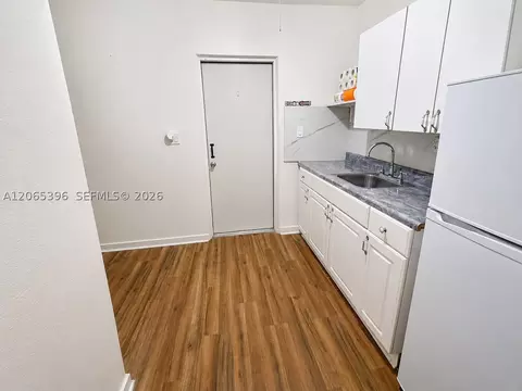 Kitchen - 19631 NW 57th Pl, Hialeah, FL 33015 photo 1 of 1