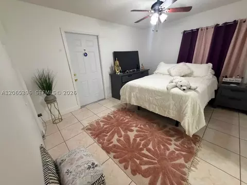 Bedroom - 19631 NW 57th Pl, Hialeah, FL 33015 photo 6 of 7