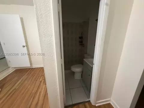 Bath - 19631 NW 57th Pl, Hialeah, FL 33015 photo 5 of 5