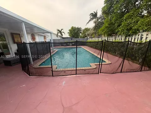 Exterior - 19631 NW 57th Pl, Hialeah, FL 33015 photo 4 of 11