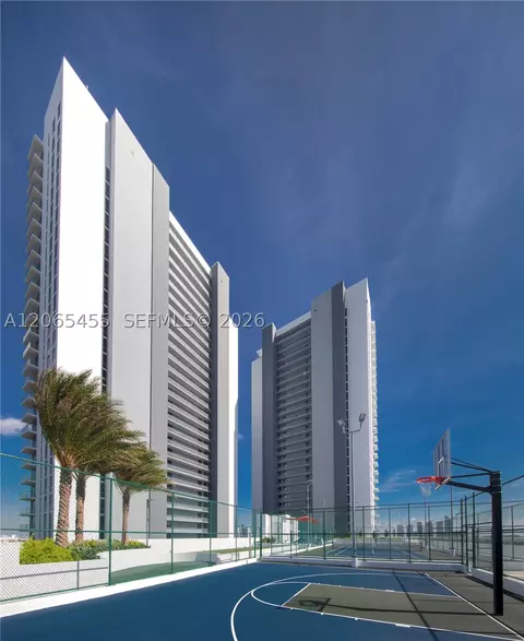 16385 Biscayne Blvd #NORTH, Sunny Isles Beach, FL 33160